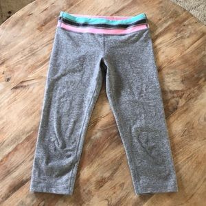 Ivviva Gray Crop Leggings size 12